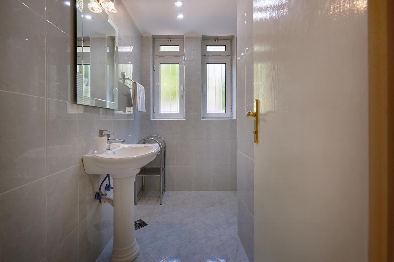Apartmani Kuca U Maslinama Sveti Stefan Eksteriør billede